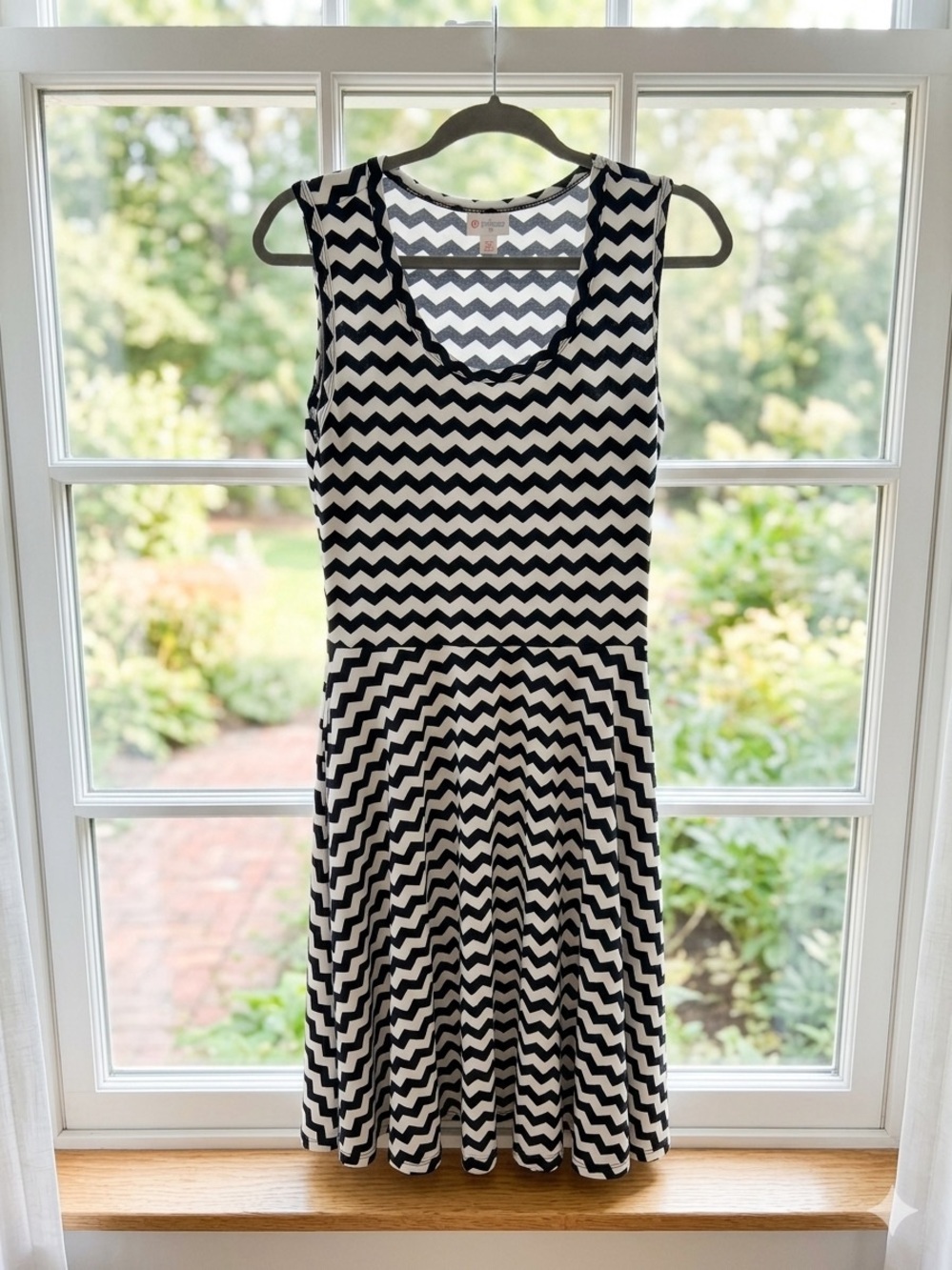 LuLaRoe Black and White Chevron Midi Dress